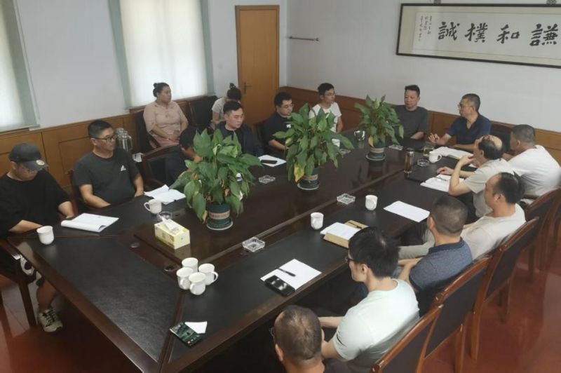 公司组织召开“安全生产月”总结点评会议