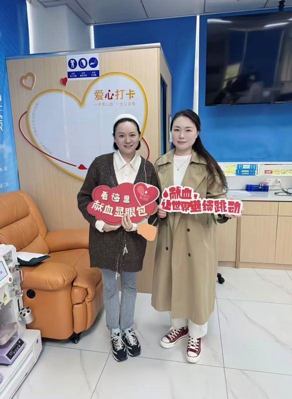 常州二建六名职工积极参与钟楼区无偿献血活动